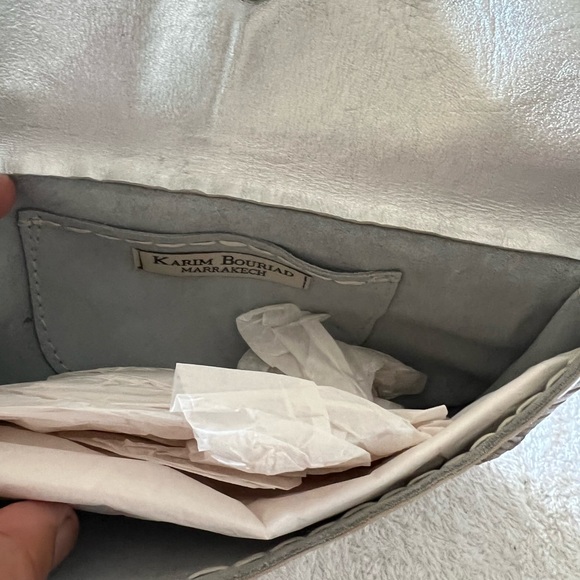 KARIM BOURIAD MARRAKECH SILVER METALLIC LEATHER CLUTCH BAG. - Picture 7 of 10